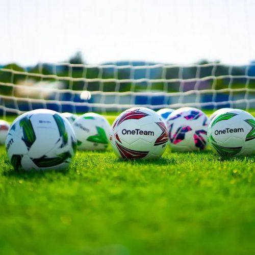 OneTeam MS Basic Fußball rot Größe 5